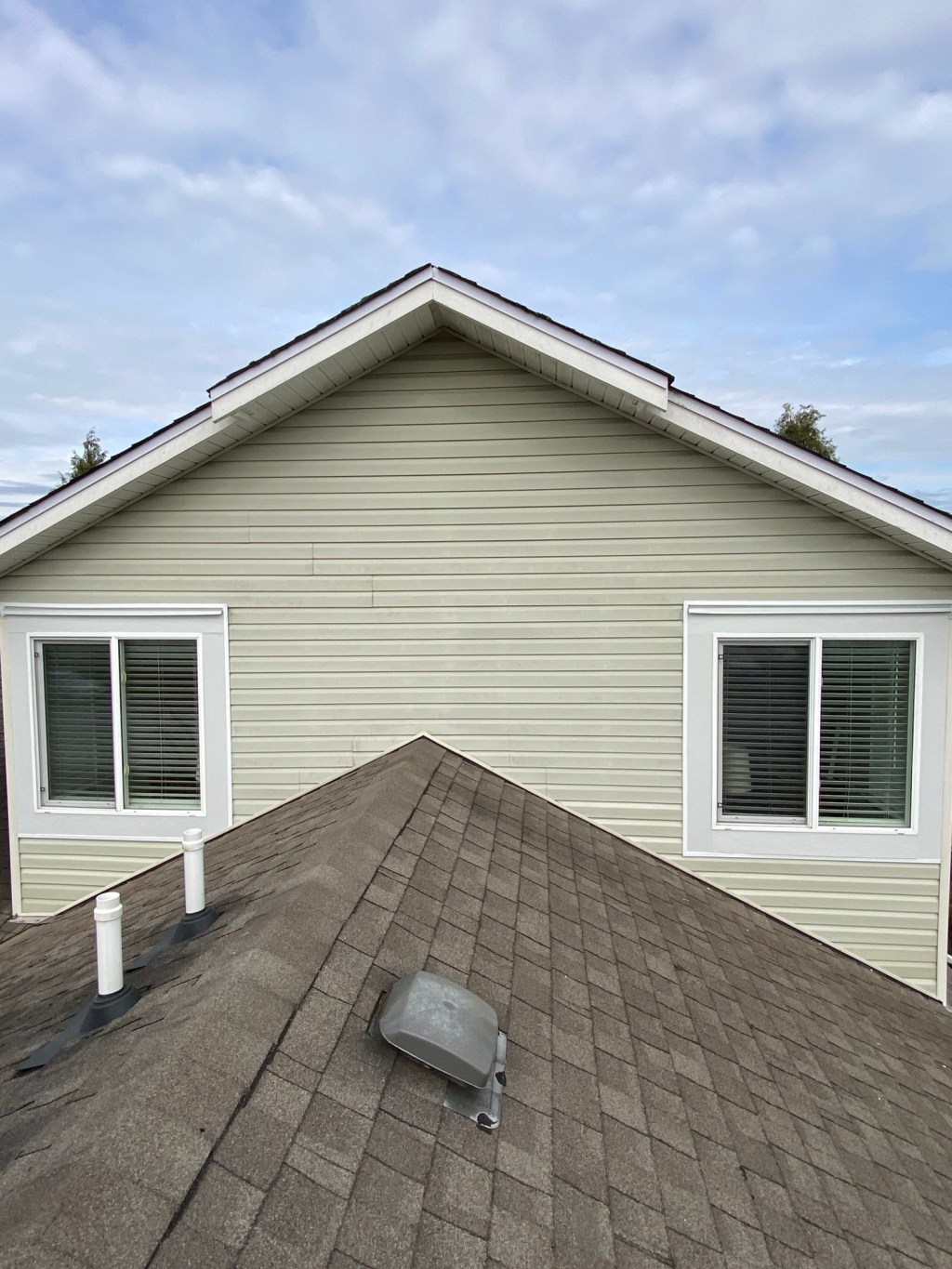 Vinyl Siding Repair, Hardie Fibre Cement trims for windows. Window Leak&nbsp;Repairs.